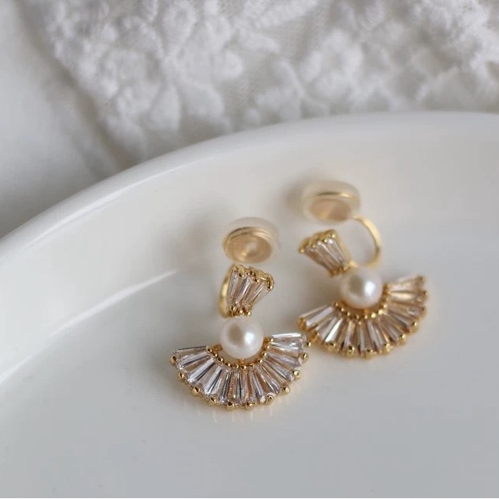 NEW Fan Drop Vintage Style Pearl Pave Clip On Earrings